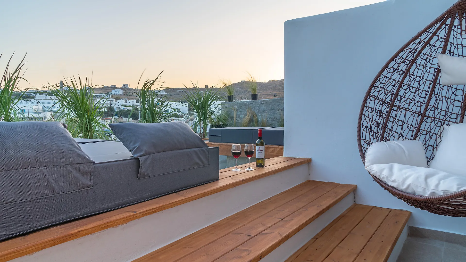 Omnia Mykonos Boutique Hotel & Suites Ornos  4*, Ornos (Mykonos) Greece