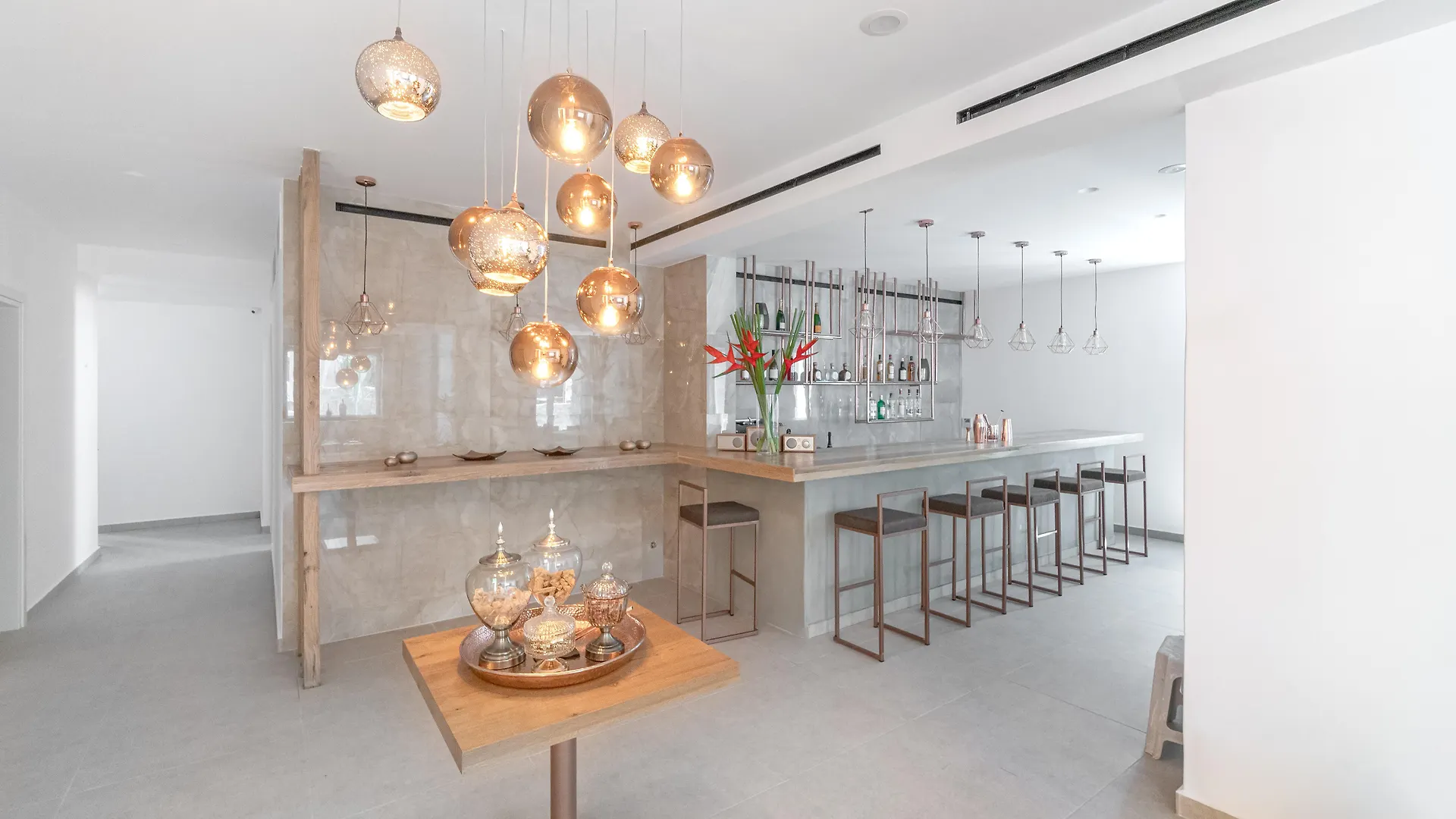 Omnia Mykonos Boutique Hotel & Suites Ornos