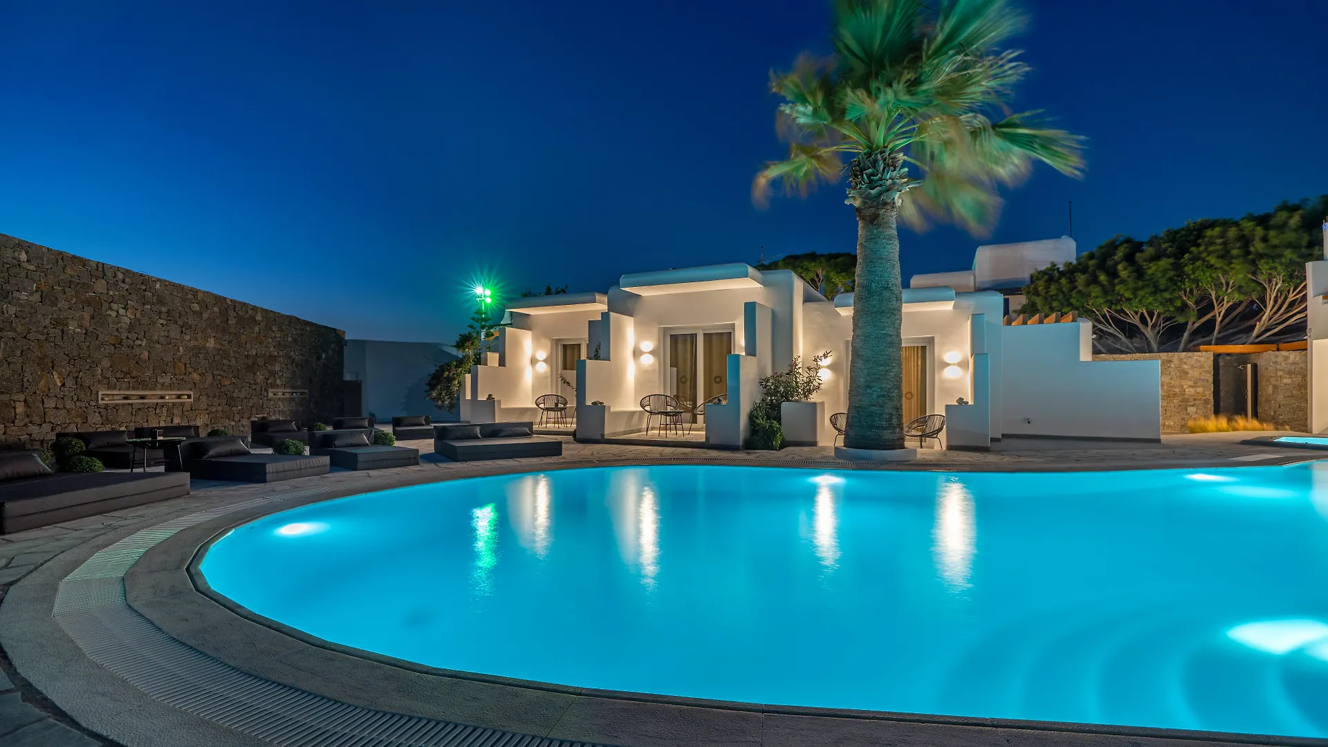 Omnia Mykonos Boutique Hotel & Suites Ornos